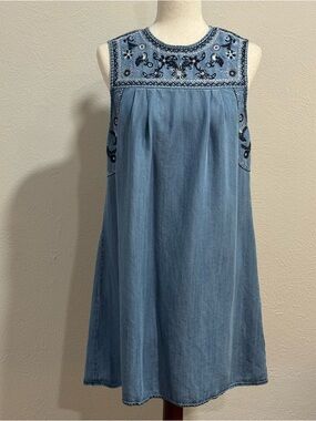 Blue Rain Sleeveless Embroidered Chambray Dress Size M
